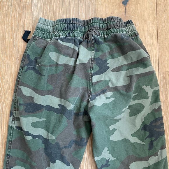 Aritzia TNA • Alix Camo Jogger - Picture 6 of 8
